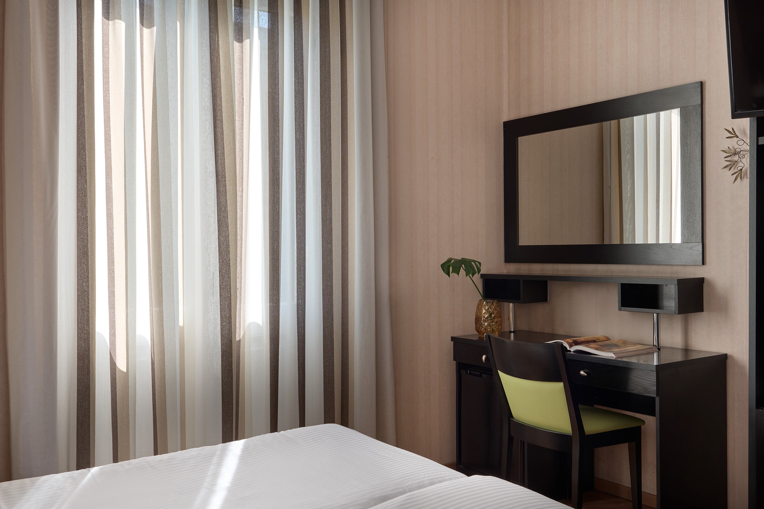 delphistandard-roomw.-balcony7dimitris-chachlas