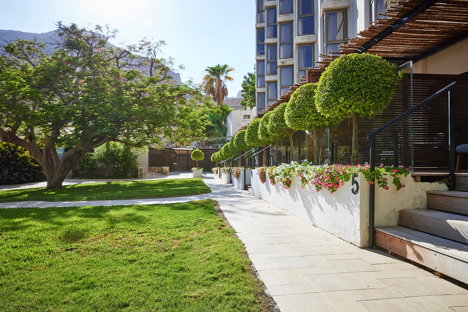 oasis-spa-clubgarden-rooms2bafikgabay