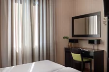 delphistandard-roomw.-balcony7dimitris-chachlas